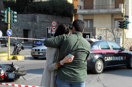 Firenze, spara al fratello poi fugge in motorino