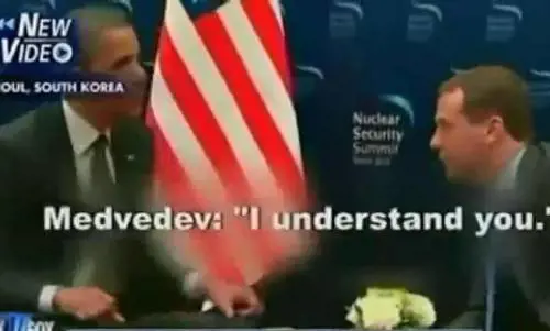 Obama e Medvedev pizzicati nel fuorionda