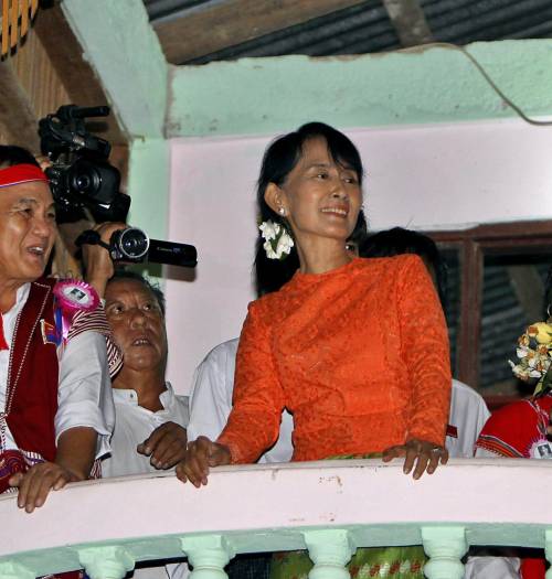 Il ritorno di San Suu Kyi  Lady Birmania dalla cella al potere