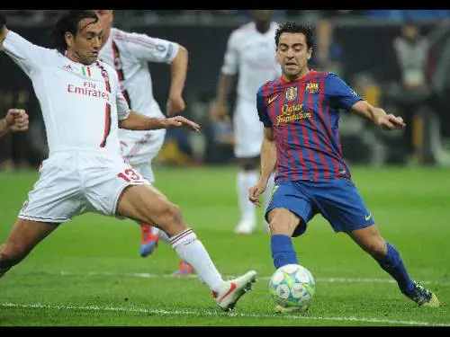 Mexes svampito palo d’area, Ambrosini un gladiatore