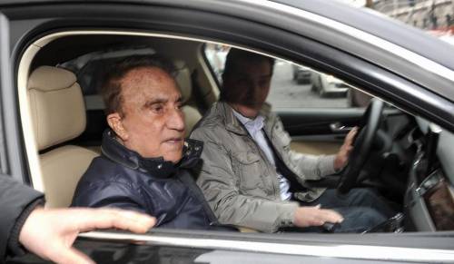 Fede e la valigetta: «Una trappola. E io so di chi»