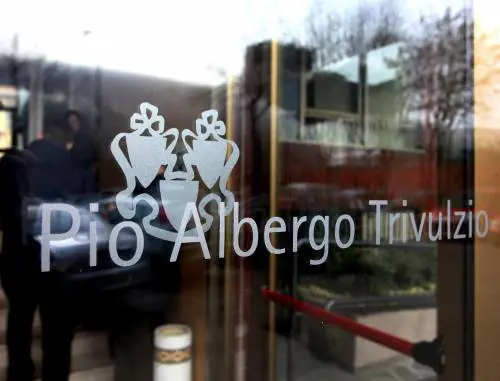 Pat, case in vendita e stipendi a rischio