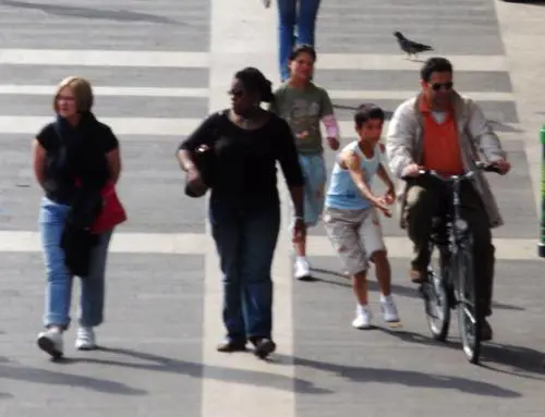 Boom di scippi e borseggi, torna lallarme