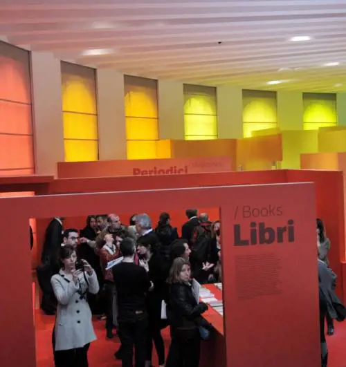 Un mondo di carta per raccontare lItalia del design