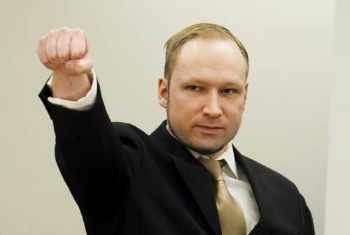 Strage Oslo, via al processo Breivik: non sono colpevole