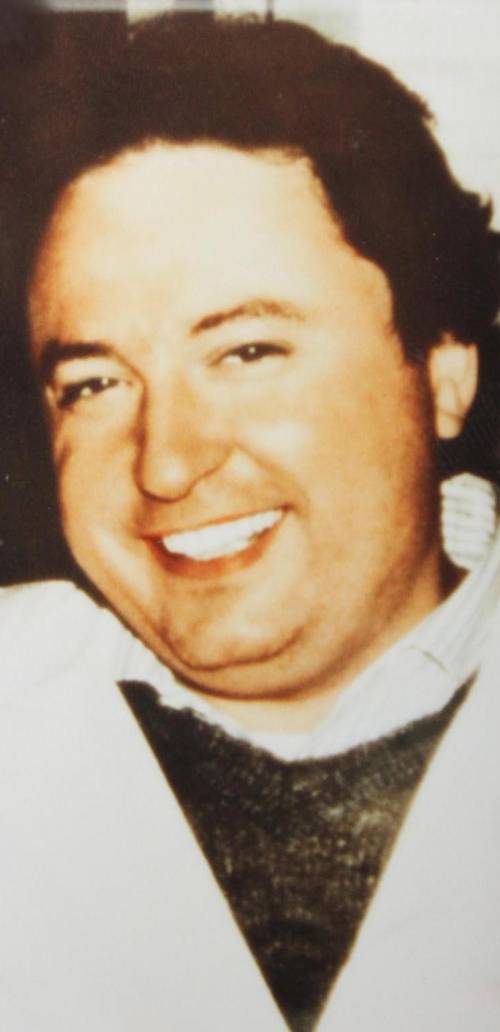 Ucciso sotto casa nel ’92, c’è un indagato