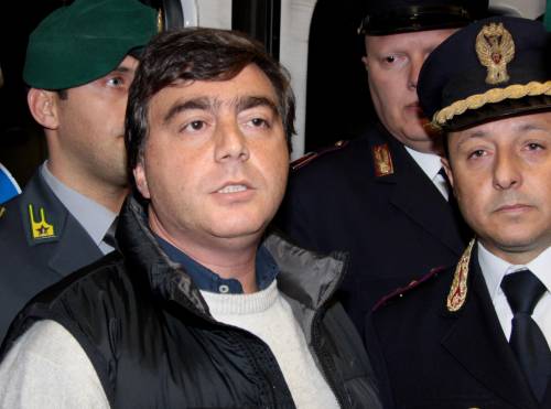 Lavitola ai magistrati: «I soldi da Berlusconi? Debito di riconoscenza»