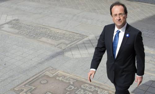 Crisi, Hollande boccia subito il direttorio franco-tedesco: schiaffo in faccia alla Merkel