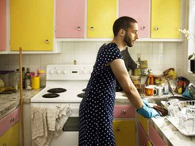 Fateci fare tutto, ma non i lavori di casa