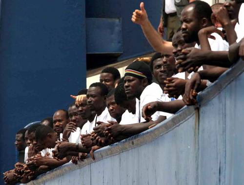 Tripoli avverte l'Italia: "Stanno per arrivare ondate di clandestini"