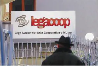 Se la Coop rossa paga solo 4 euro l'ora