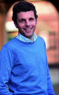 Futuro moderato in due mosse Prima nellurna e poi sul palco I ballottaggi di Genova, Rapallo e Chiavari vitali per non scomparire. La riunione del Giornale decisiva per rivivere