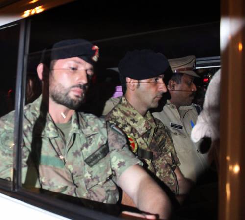 Marò, la Farnesina convoca l'ambasciatore indiano No a liberazione su cauzione