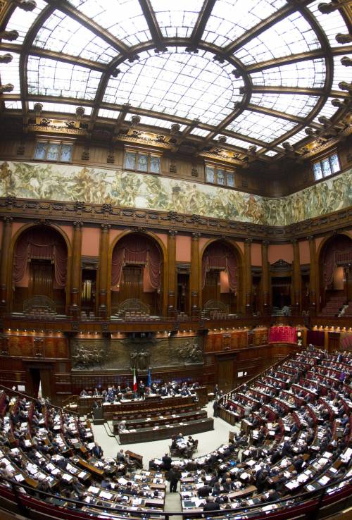 Partiti, rimborsi dimezzati Montecitorio approva l'articolo 1 della legge