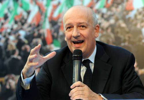 Pdl in fermento, Berlusconi: "Mi chiedo se resto in campo, ma escludo la ricandidatura"
