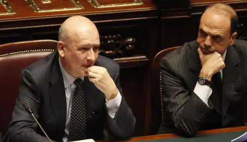 Azzeramento dei vertici del Pdl  Bondi si dimette, altolà di Alfano