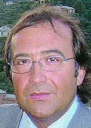 Si riconoscano gli sforzi fatti dall’industria dell’automobile