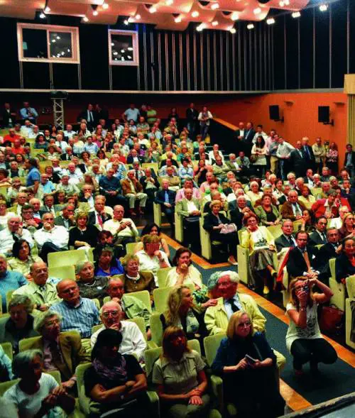 Il giorno dopo il giorno della rivoluzione (moderata)