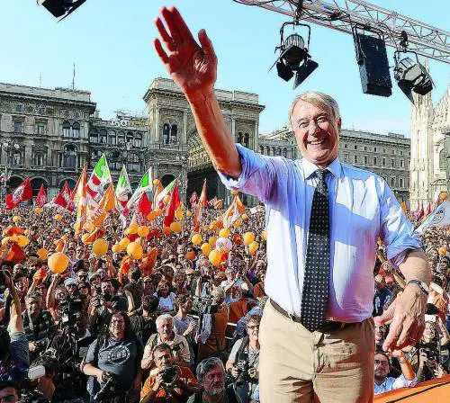 Pisapia, dopo un anno la festa è finita