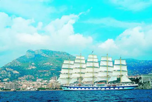 Crociera d’epoca nel Mediterraneo a bordo di un veliero d’altri tempi