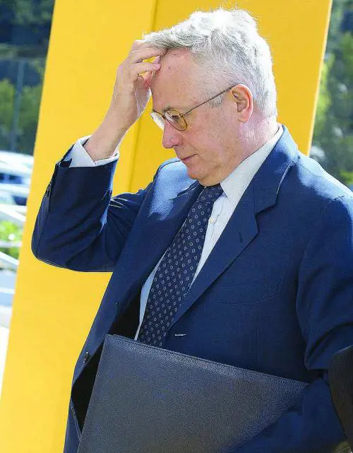 Tremonti ritorna prof Bacchettate a Draghi e critiche alle banche