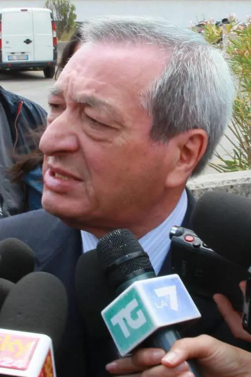 Sangue a scuola, fermato lassassino