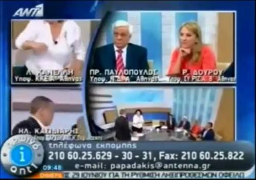 Parlamentare greco  picchia due colleghe  in diretta televisiva