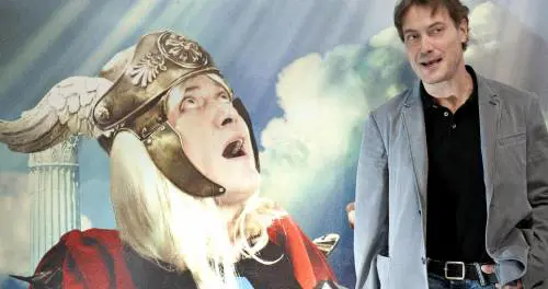 Guzzanti fa le pulci a Fiorello: troppo prevedibile