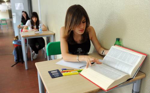 Montale, giovani e crisi: le tracce della maturità 