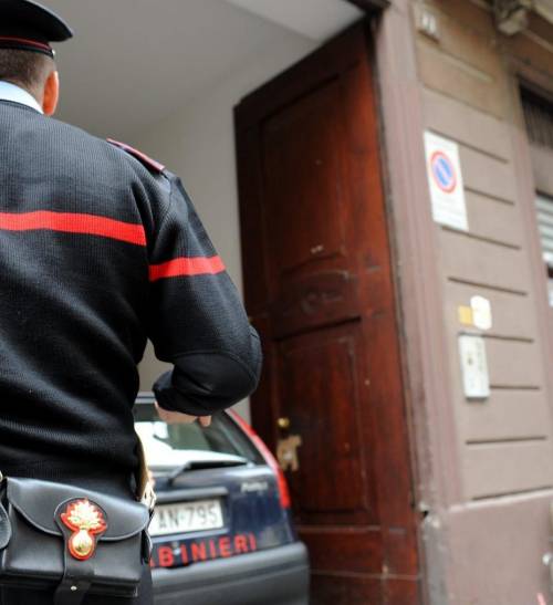 Aggredito in strada, orafo spara e mette in fuga i due malviventi