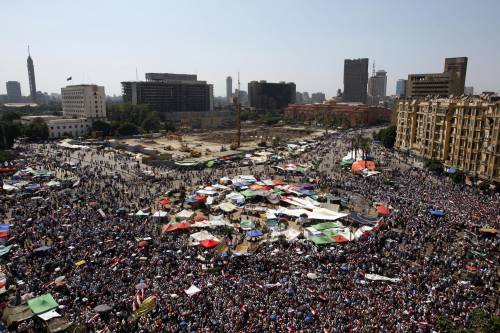 La svolta islamica dell'Egitto Morsi è il nuovo presidente: vincono i Fratelli musulmani