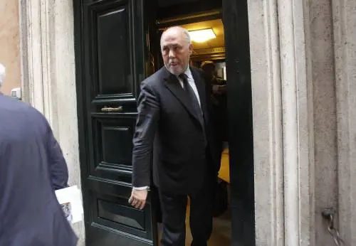 Lusi 7 ore davanti ai pm "Investimenti per conto della corrente di Rutelli"