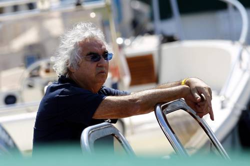 Briatore: "Vi spiego io chi sono i veri cafoni... Una è Giovanna Melandri"