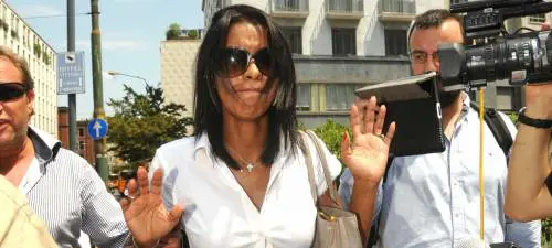 Crolla la superteste  E i Pm rinunciano a Ruby