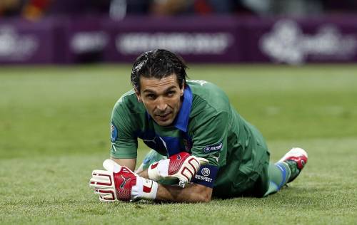 Buffon alza le mani: "Sono invulnerabili"