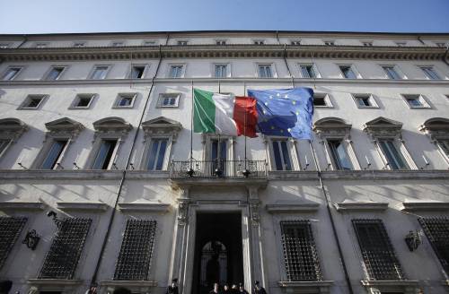 Altro che tagli, Palazzo Chigi riassume 50 dirigenti