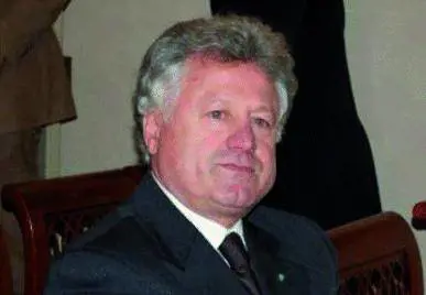 Bufera giudiziaria sugli ex sindaci