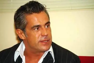 Edoardo Costa cambia vita ai Caraibi