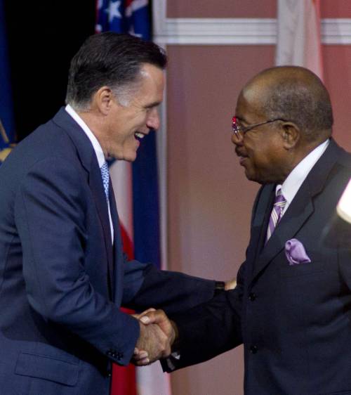Ora Romney vuol rubare i voti neri a Obama
