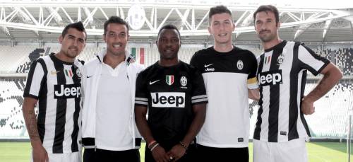 Agnelli mette in riga Allegri: "Allora il Milan ha 2 stelle!"