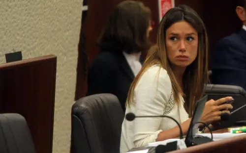 Se lascia Nicole deve andarsene anche Penati
