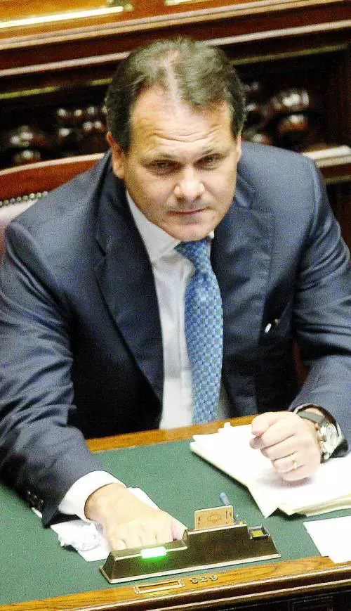 Assolto l'ex ministro Romano Per lui volevano far cadere il Cav