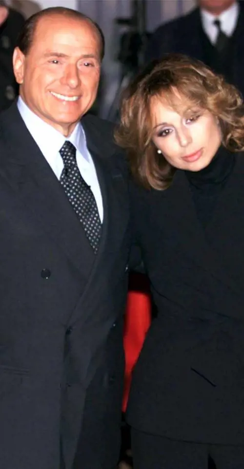 Caso Dell'Utri, Berlusconi va all'attacco