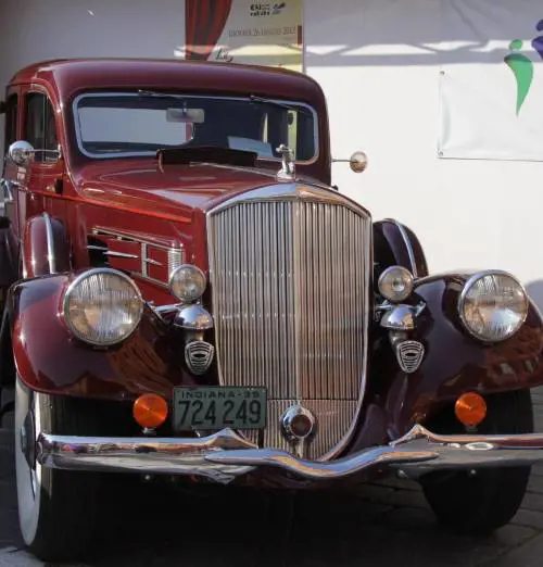 Auto d'epoca e prodotti artigianali: la «Mostra» che dura da 155 anni