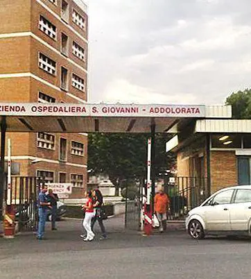 Gli iniettano latte in vena Neonato muore in ospedale