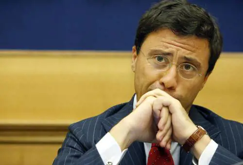 Il dietrofront di Bocchino: "Berlusconi imprescindibile per il centrodestra"