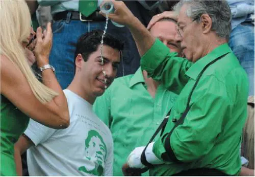 Renzo Bossi indagato a Tirana per la laurea