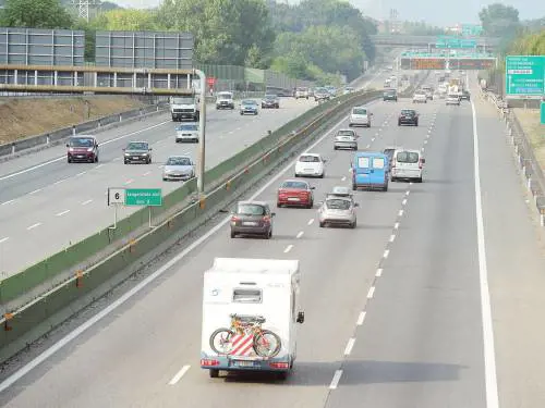 A1, incidenti: un morto e venti feriti