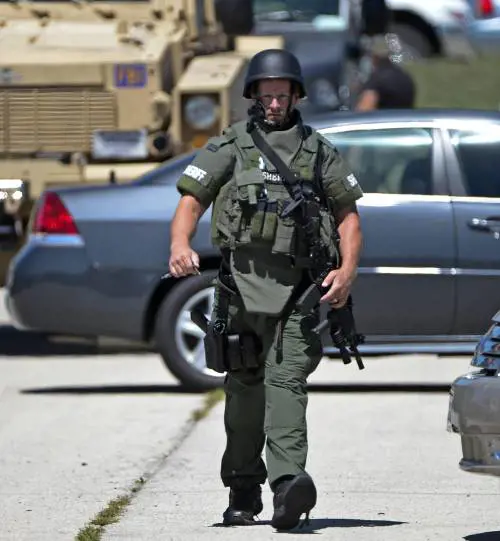 Spara sui Sikh che pregano: sette morti