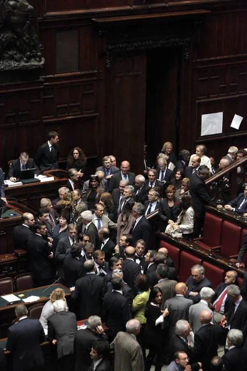Esame sui conti dei partiti? Niente controlli esterni